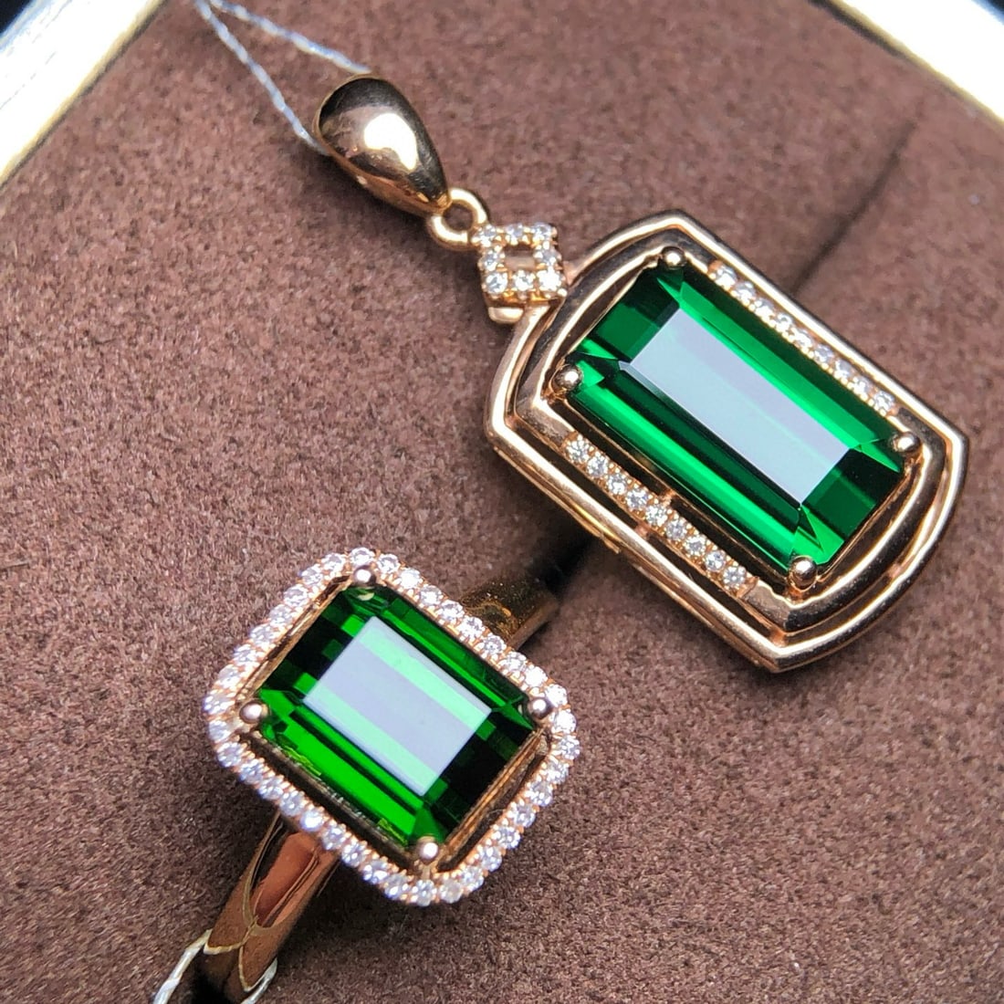 14k Gold 7.36 Ct Natural Tourmaline & Diamond Jewelry Set - 3