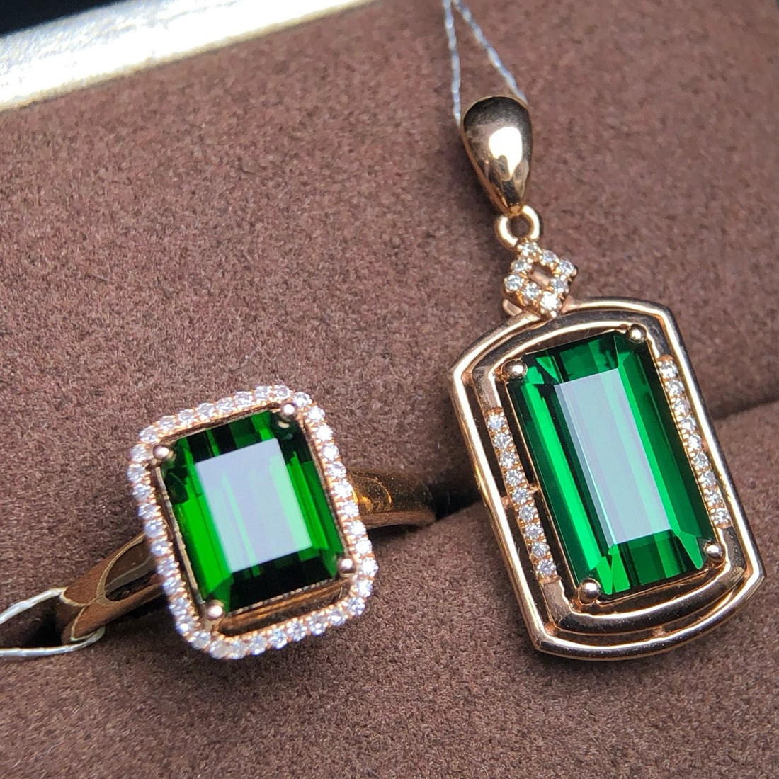 14k Gold 7.36 Ct Natural Tourmaline & Diamond Jewelry Set - 4