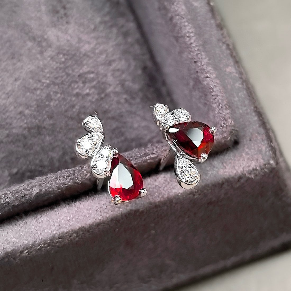 14k Gold 1.28 Ctw Natural Ruby & Diamond Earrings - 3