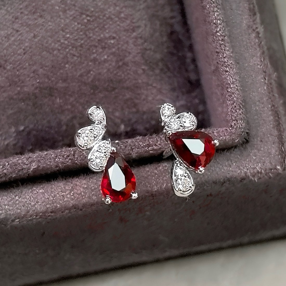 14k Gold 1.28 Ctw Natural Ruby & Diamond Earrings - 4