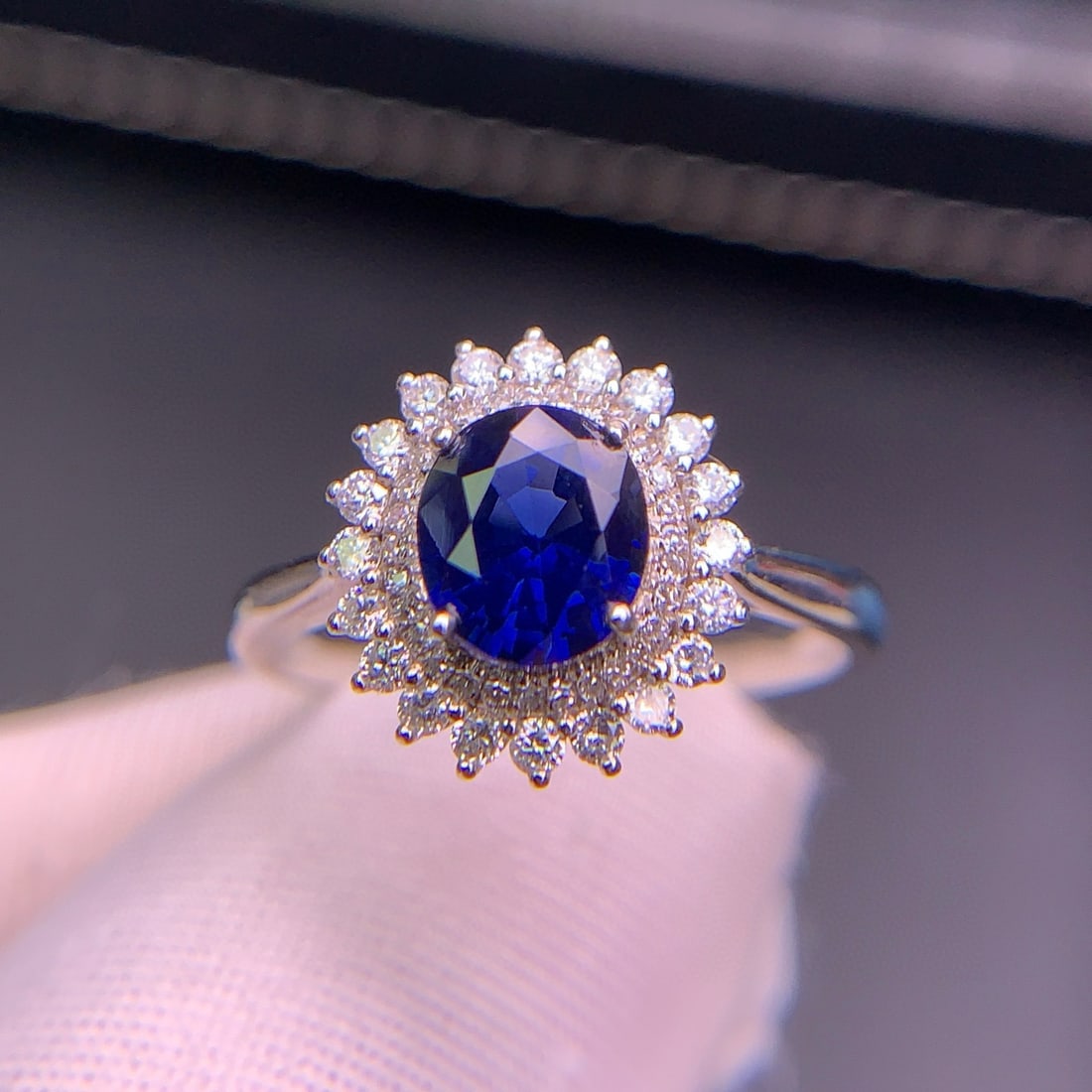 14k Gold 1.17 Ct Natural Sapphire & Diamond Ring - 2