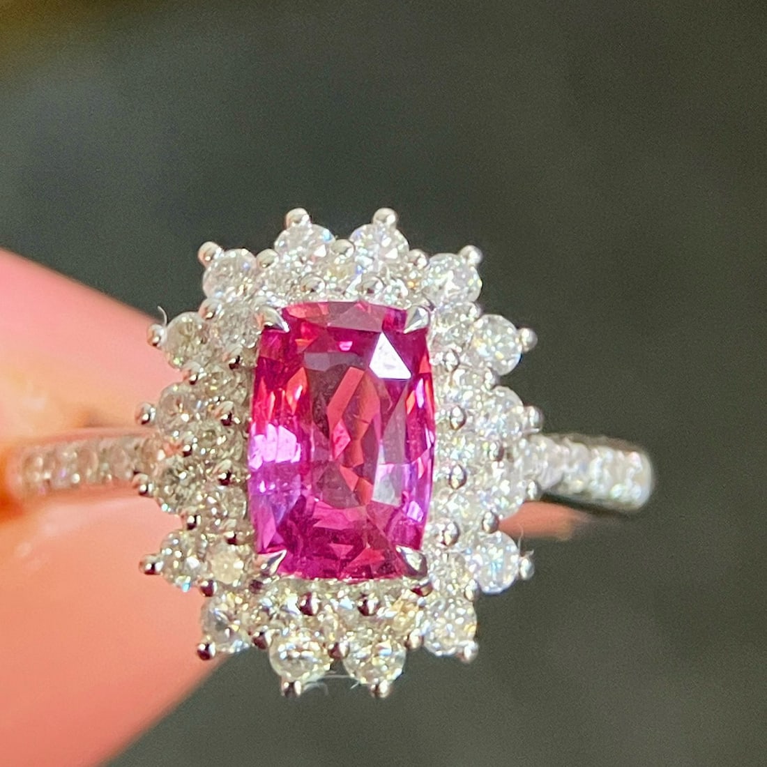 14k Gold 1.93 Ctw Natural Padparadscha Sapphire & Diamond Ring: Ref:230998393 // gold content:14k gold // ring size:7. 25us // // main gemstone:padparadscha sapphire // shape:cushion // carat weight:1. 22ct // color:orangish pink // treatment:natural // //