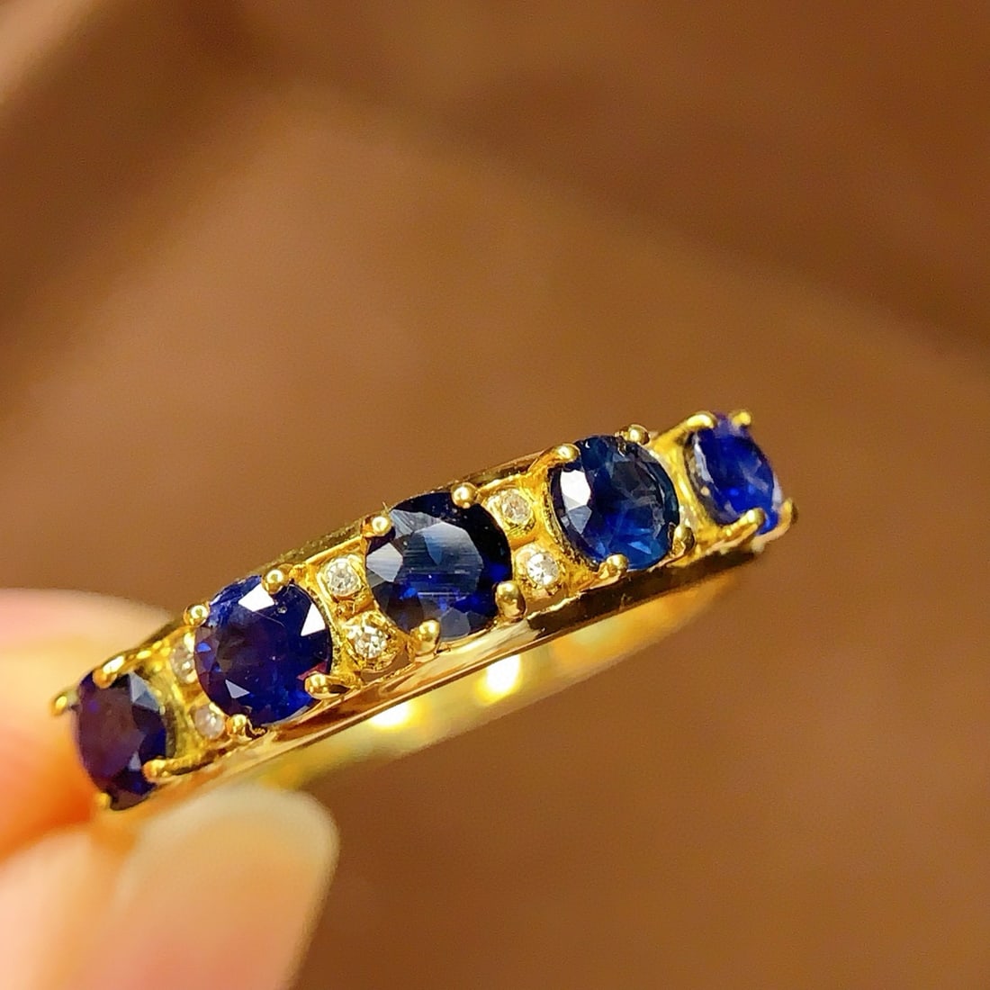 14k Gold 1.2 Ct Natural Sapphire & Diamond Ring: Ref:230998401 // gold content:14k gold // ring size:7. 25us // // main gemstone:sapphire // shape:round // carat weight:1. 2ct // color:blue // treatment:natural // cut grade:g // // adjacent