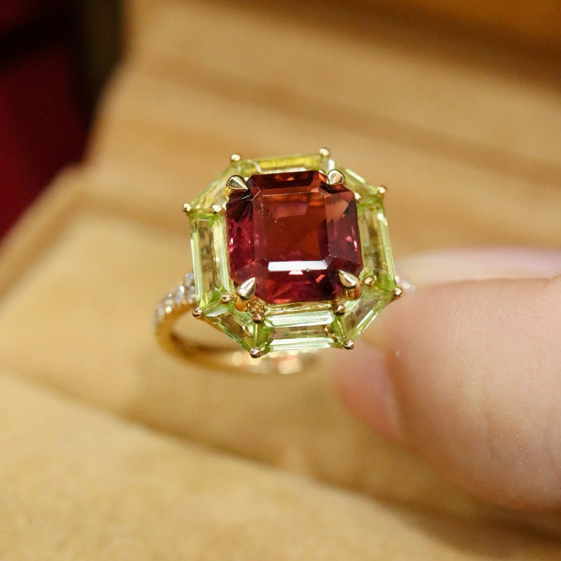14k Gold 4.98 Ctw Natural Tourmaline & Diamond Ring - 5