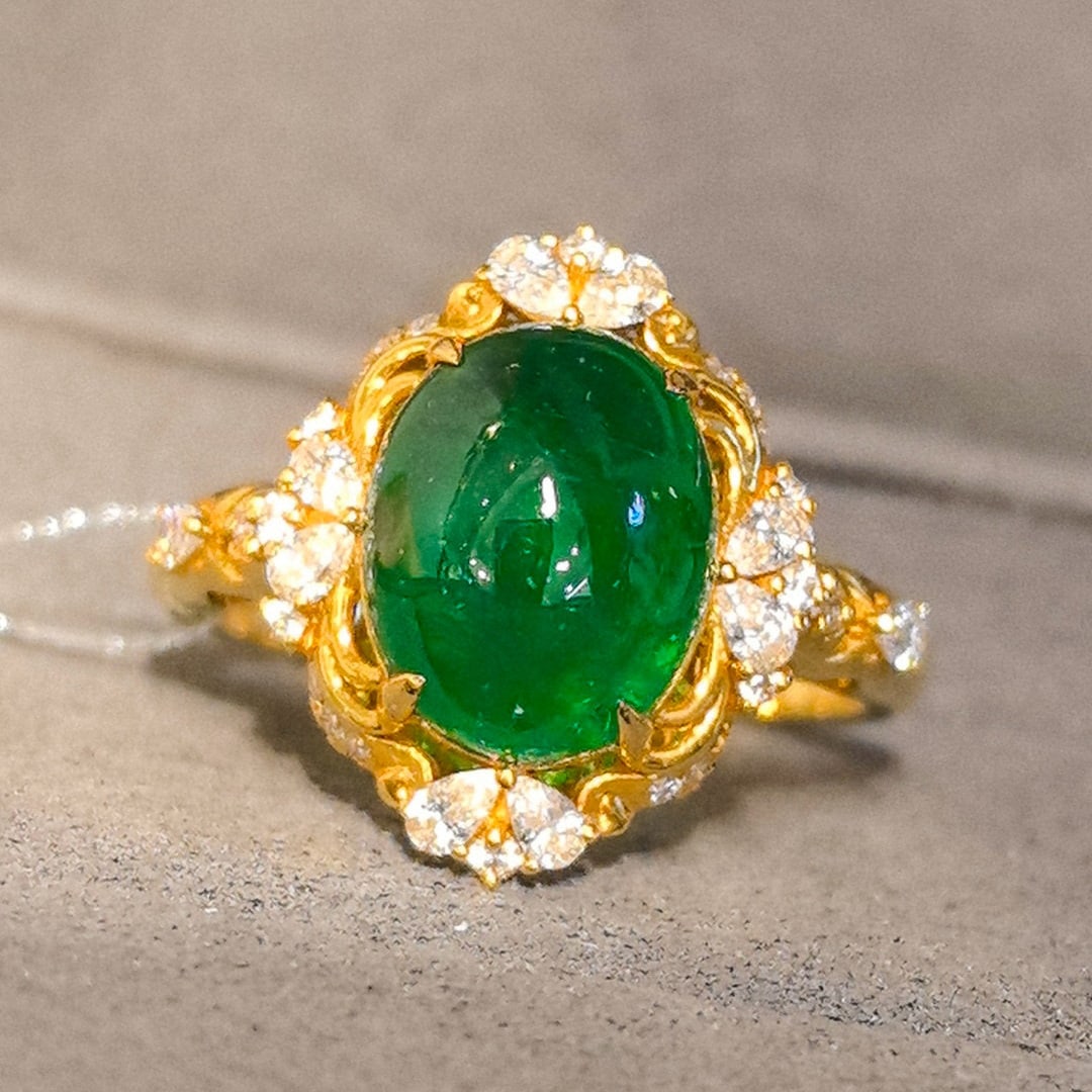 14k Gold 4.03 Ctw Vivid Green Natural Emerald & Diamond Ring - 2