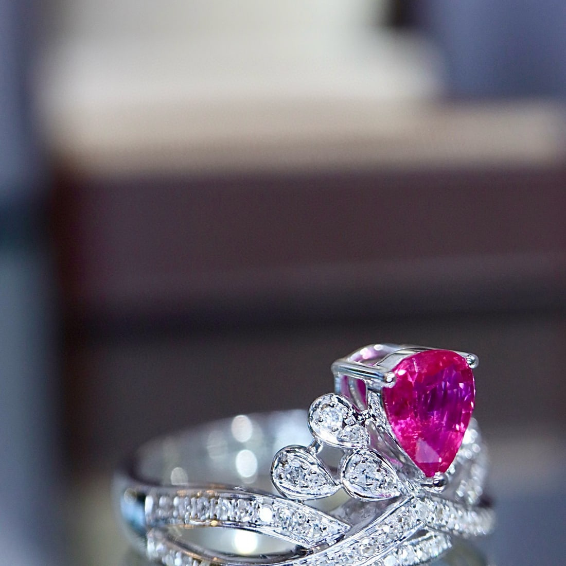 14k Gold 0.91 Ctw Natural Ruby & Diamond Ring - 6