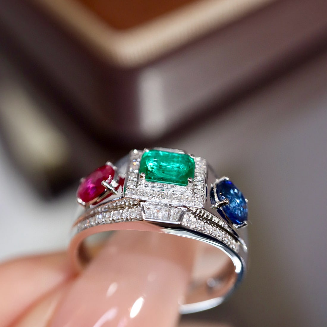 14k Gold 1.67 Ctw Natural Emerald & Ruby & Sapphire & Diamond Ring - 2