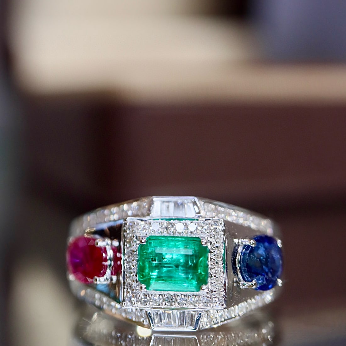 14k Gold 1.67 Ctw Natural Emerald & Ruby & Sapphire & Diamond Ring - 3