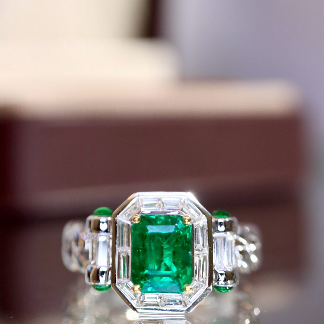 14k Gold 1.66 Ctw Vivid Green Natural Emerald & Diamond Ring - 5