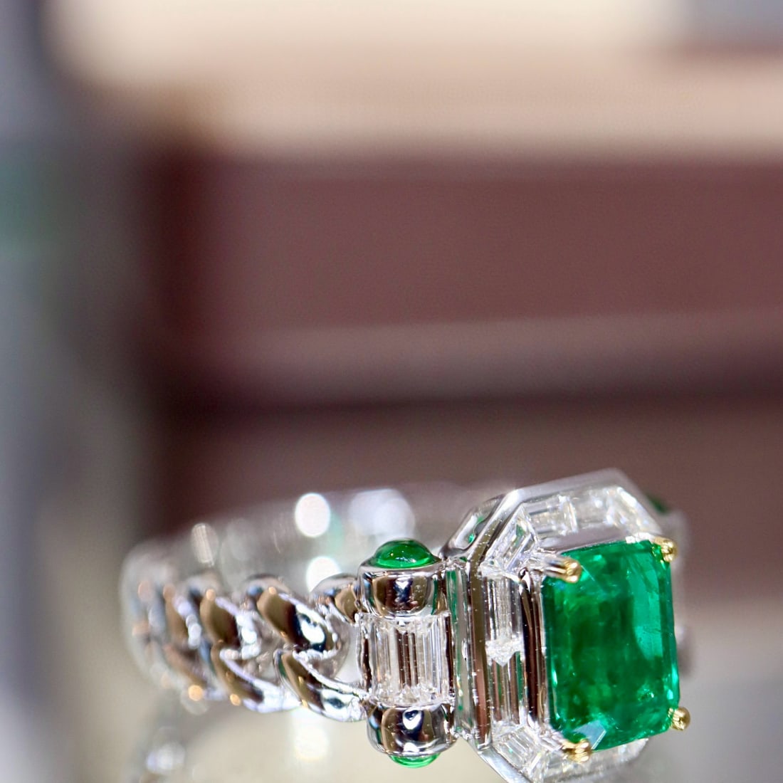 14k Gold 1.66 Ctw Vivid Green Natural Emerald & Diamond Ring - 6