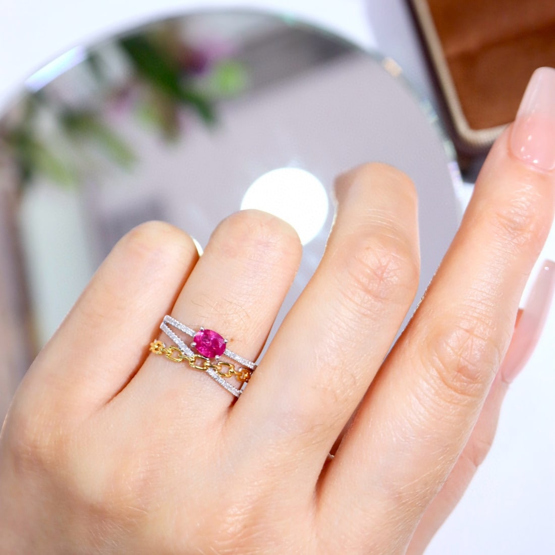 14k Gold 0.70 Ctw Natural Ruby & Diamond Ring - 9