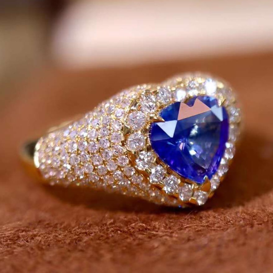 14k Gold 2.38 Ctw Natural Sapphire & Diamond Ring: Ref:230999003 // gold content:14k gold // ring size:7. 25us // // main gemstone:sapphire // shape:heart // carat weight:1. 55ct // color:cornflower blue // treatment:natural // // adjacent gemstone 2