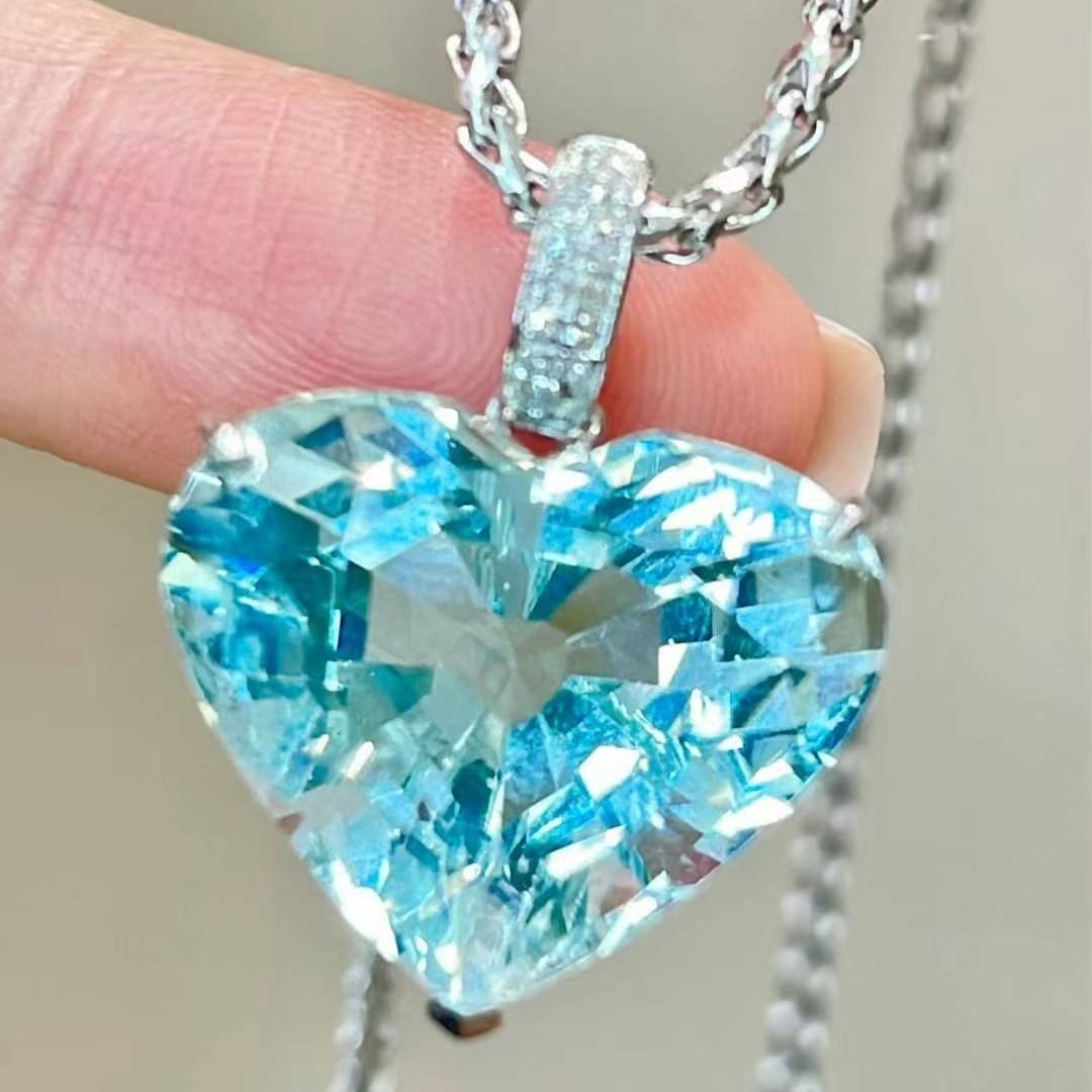 14k Gold 12 Ct Natural Aquamarine & Diamond Pendant( Without Chain ) - 3