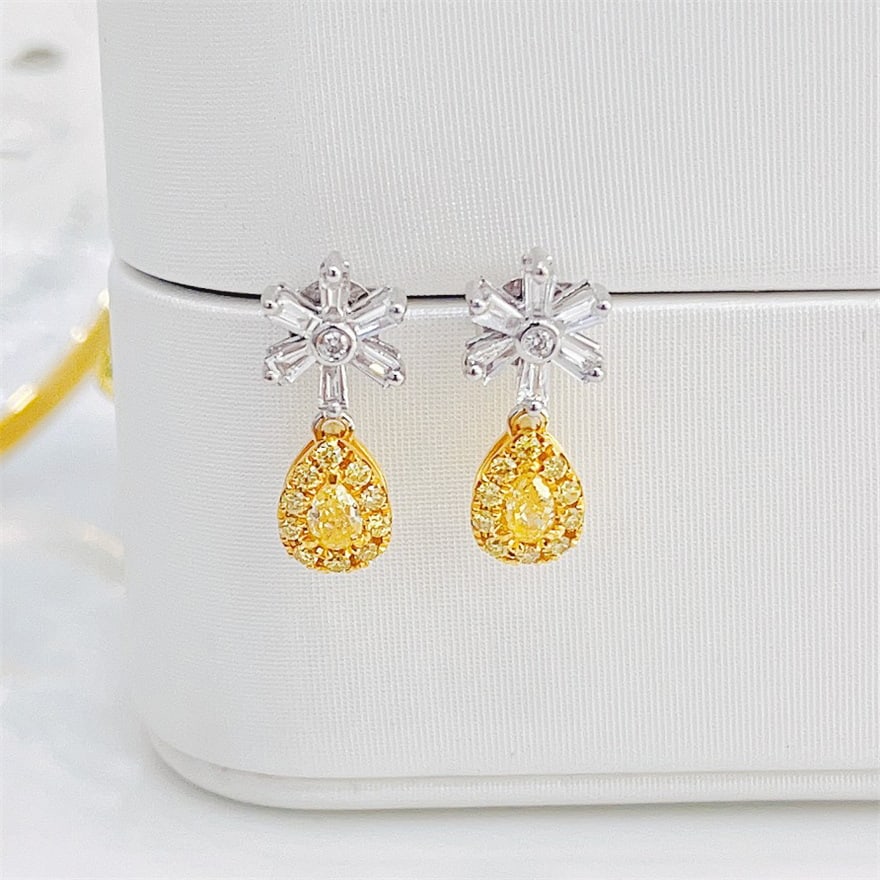 14k Gold 0.74 Ctw Natural Yellow Diamond & Diamond Earrings: Ref:230999031 // gold content:14k gold // main gemstone:yellow diamond // shape:pear // carat weight:0. 24ct // color:yellow // treatment:natural // // adjacent gemstone 2 : diamond // shape:multiply