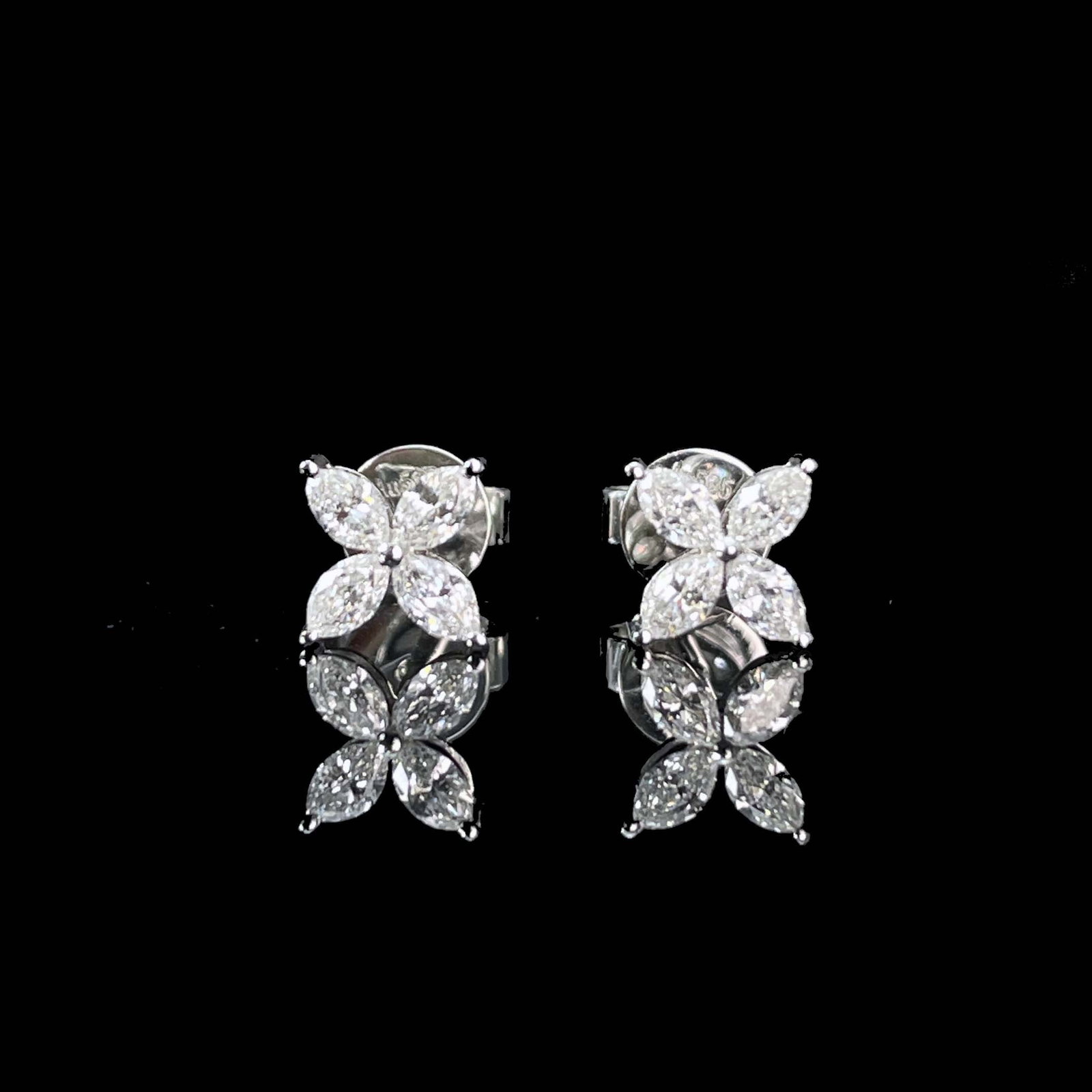 14k Gold 0.36 Ct Natural H Diamond Earrings: Ref:230999087 // gold content:14k gold // main gemstone:diamond // shape:marquise // carat weight:0. 36ct // clarity grade:vs-si // color:h // treatment:natural // Condition: New Low Estimate: