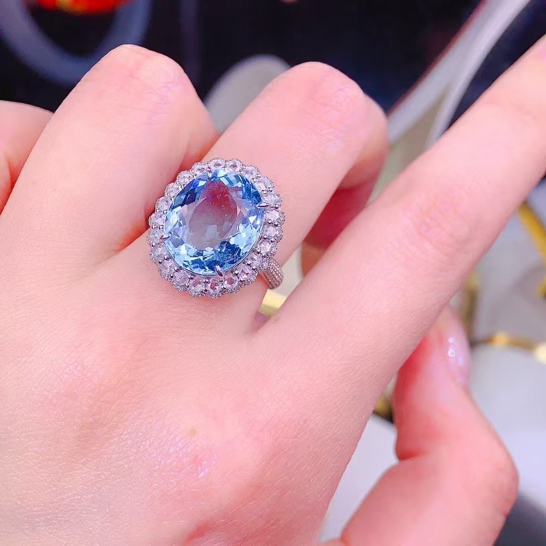 14k Gold 7.2 Ct Natural Aquamarine & Diamond Ring - 5