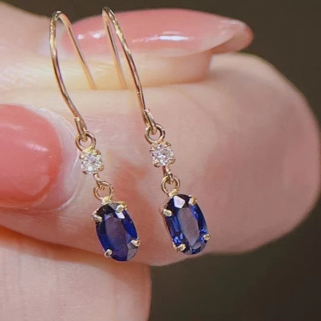 14k Gold 1 Ct Natural Sapphire & Diamond Earrings: Ref:230999134 // gold content:14k gold // main gemstone:sapphire // shape:oval // carat weight:1ct // color:royal blue // treatment:natural // // adjacent gemstone 2 : diamond // shape:round //