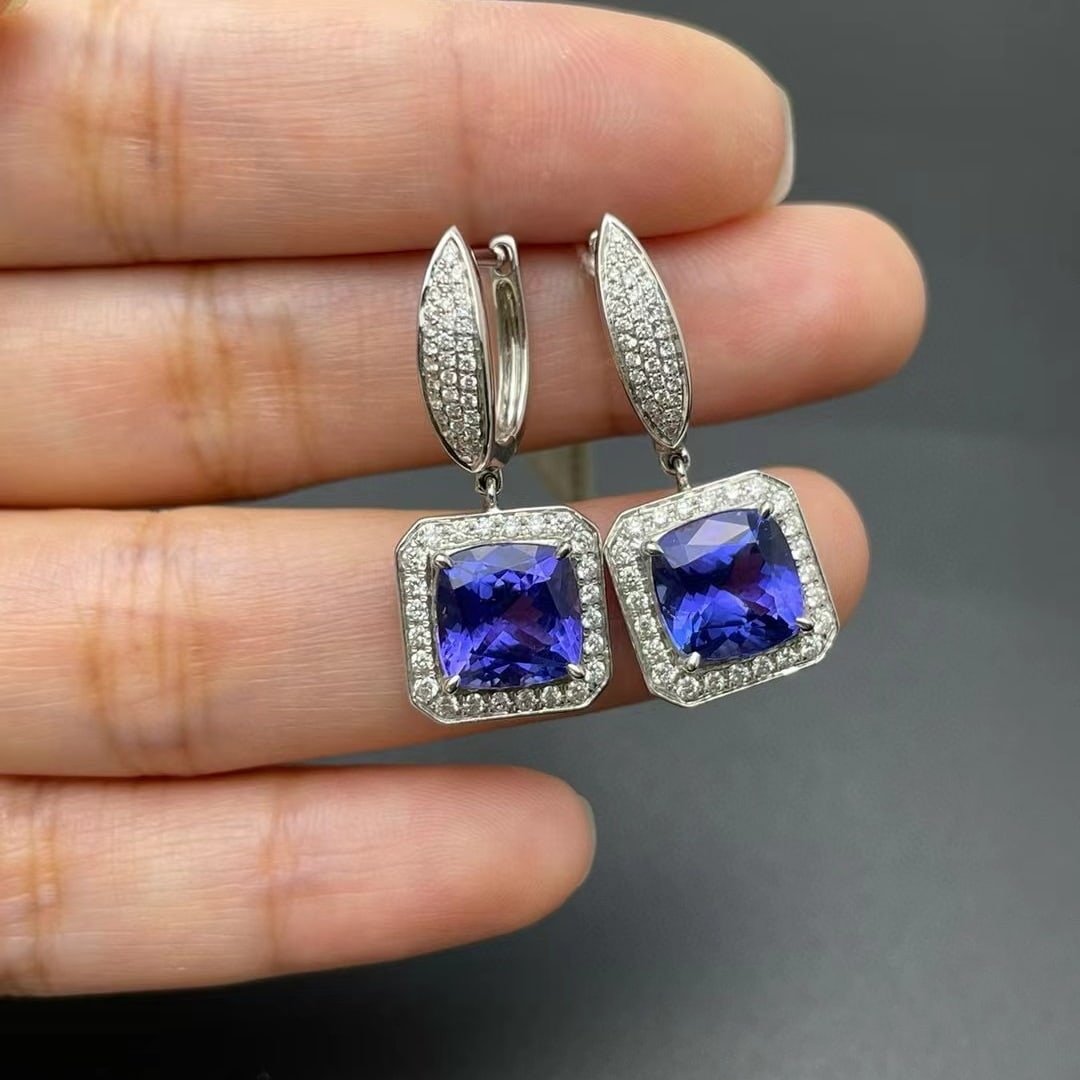 14k Gold 5.77 Ctw Natural Tanzanite & Diamond Earrings - 4