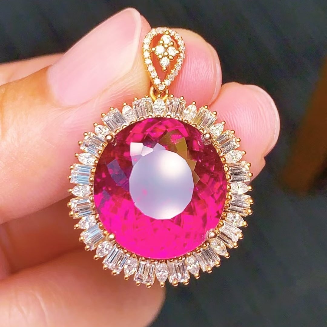 14k Gold 16.35 Ctw Natural Tourmaline & Diamond Pendant( Without Chain ): Ref:230999164 // gold content:14k gold // main gemstone:tourmaline // shape:oval // carat weight:15ct // color:red // treatment:natural // // adjacent gemstone 2 : diamond // shape:multiply // carat w