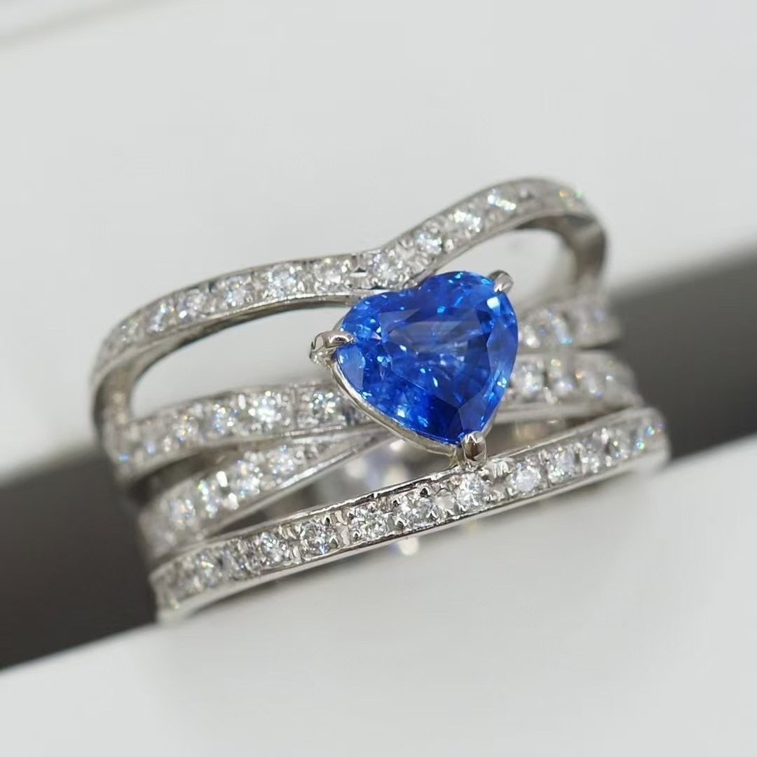 14k Gold 2.24 Ctw Natural Sapphire & Diamond Ring - 6