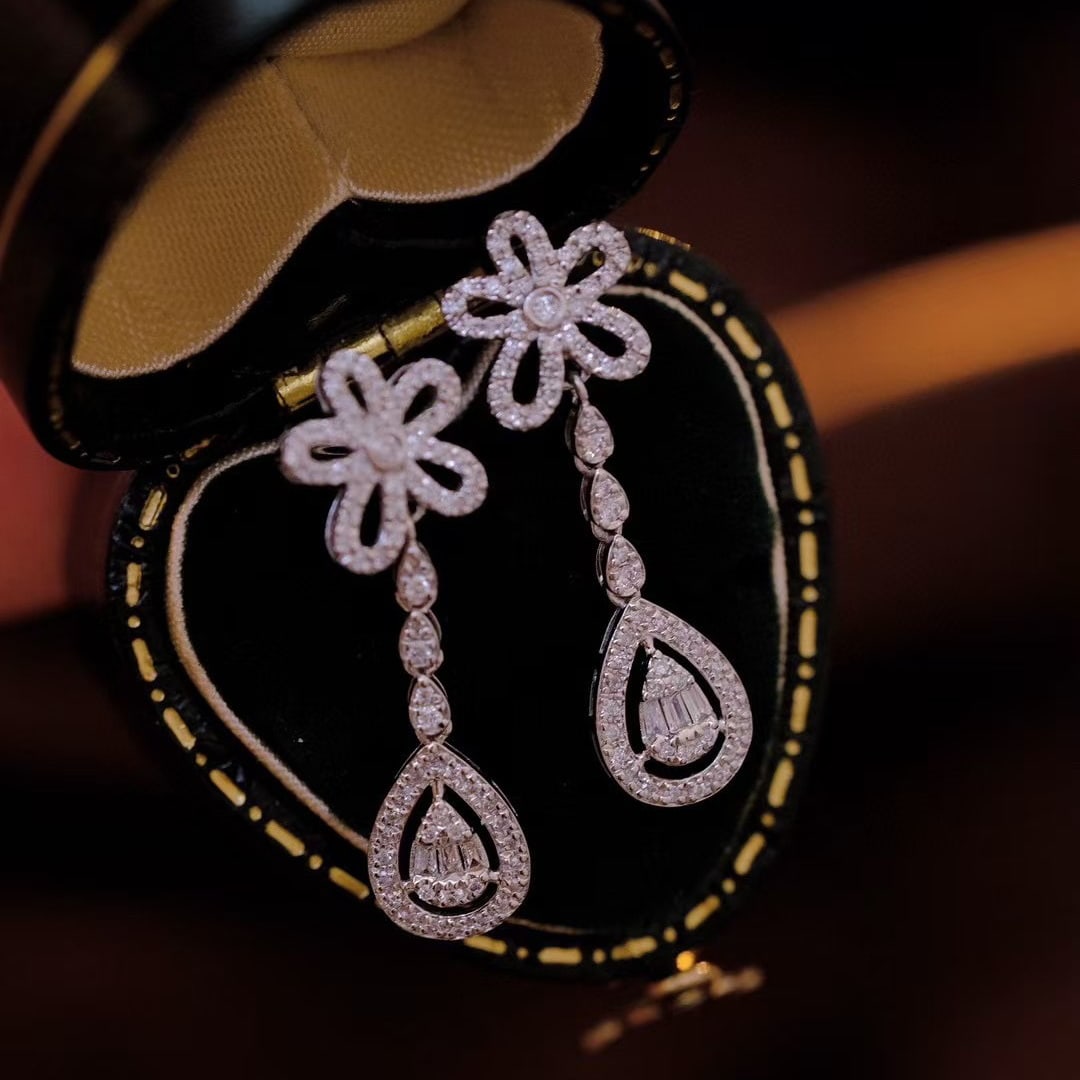14k Gold 0.8 Ct Natural H Diamond Earrings - 4