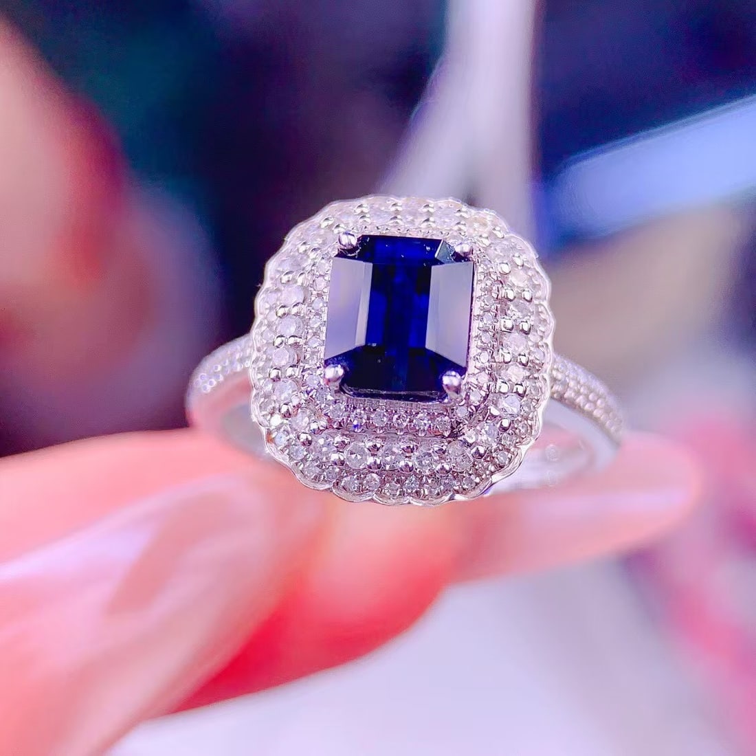 14k Gold 1.62 Ct Vivid Blue Natural Sapphire & Diamond Ring - 6