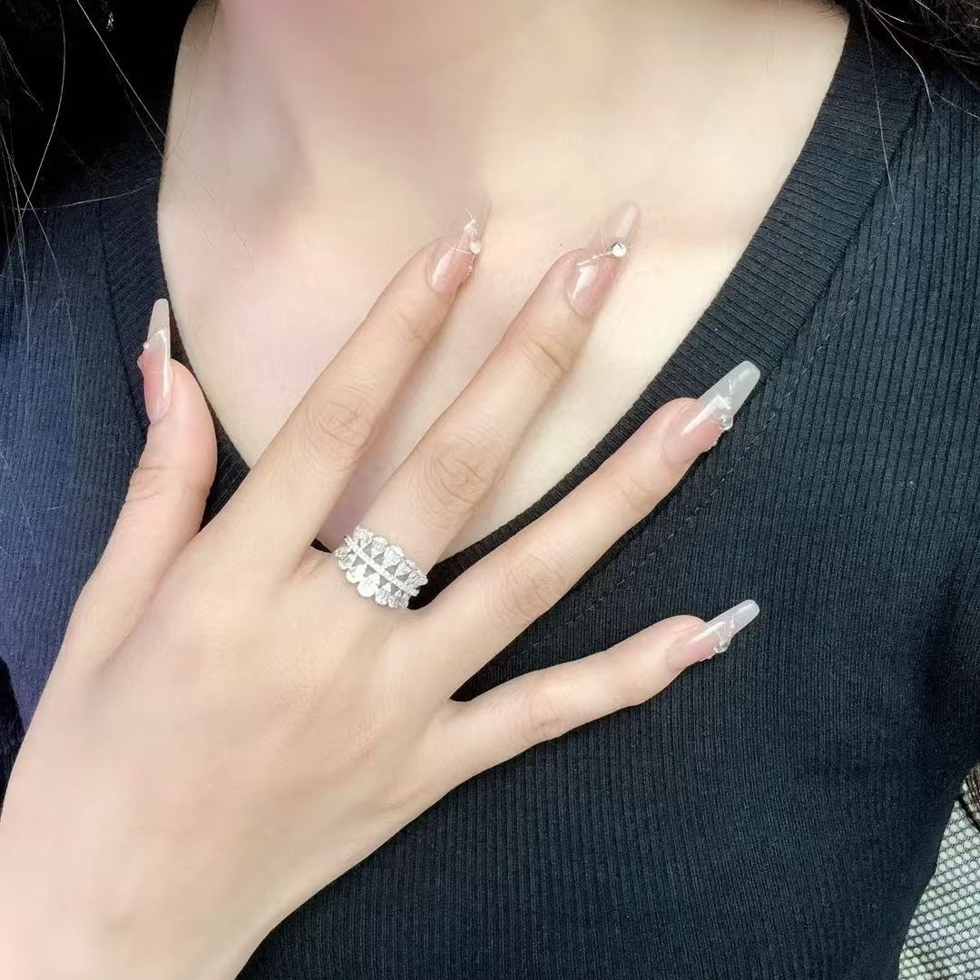 14k Gold 0.62 Ct Natural H Diamond Ring - 5