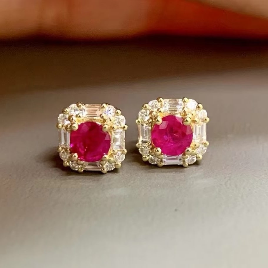 14k Gold 0.85 Ctw Natural Ruby & Diamond Earrings: Ref:230999253 // gold content:14k gold // main gemstone:ruby // shape:round // carat weight:0. 56ct // color:red // treatment:natural // cut grade:g // // adjacent gemstone 2 : diamond //