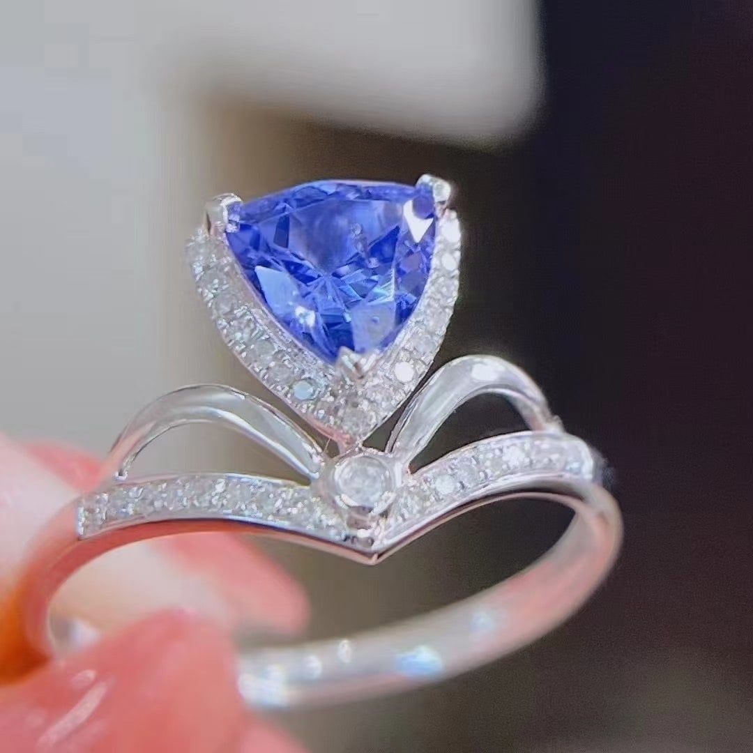 14k Gold 1.41 Ctw Natural Tanzanite & Diamond Ring - 3