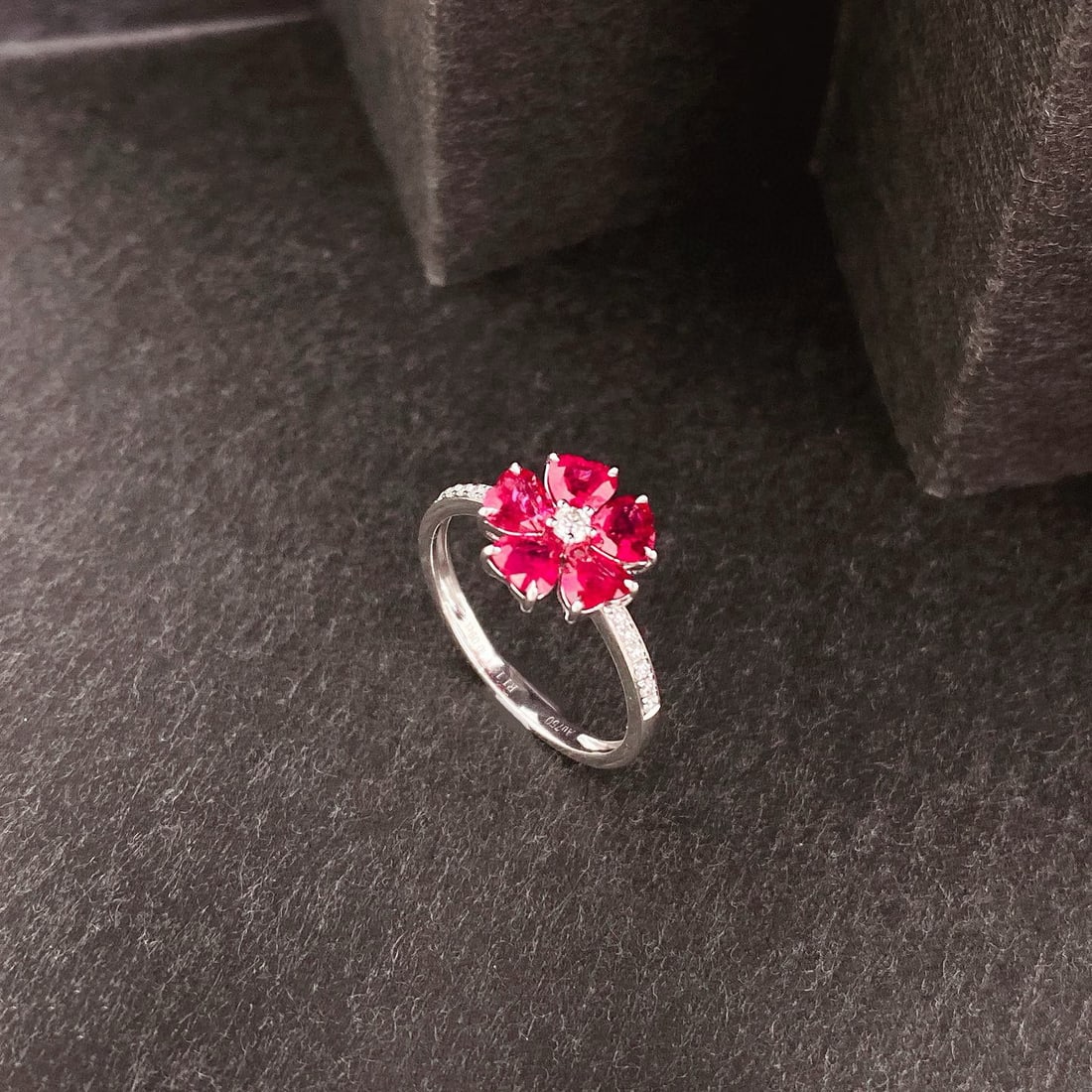 14k Gold 4.12 Ctw Natural Ruby & Diamond Jewelry Set - 6