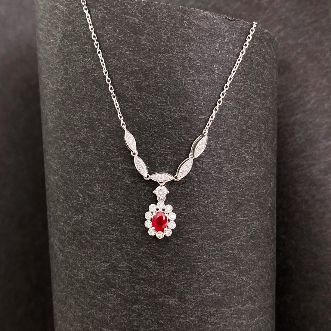 14k Gold 0.41 Ctw Natural Ruby & Diamond Necklace: Ref:231000007 // gold content:14k gold // main gemstone:ruby // shape:oval // carat weight:0. 22ct // color:pigeonblood red // treatment:natural // // adjacent gemstone 2 : diamond // shape:round //