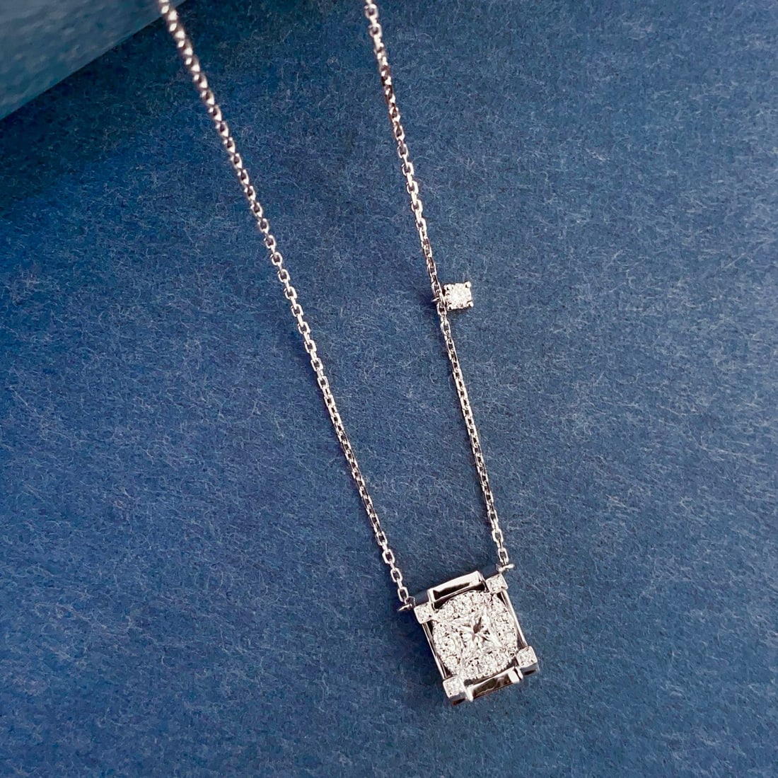 Gia Certified 14k Gold 0.46 Ctw Natural F Vs2 Princess Diamond Necklace - 4