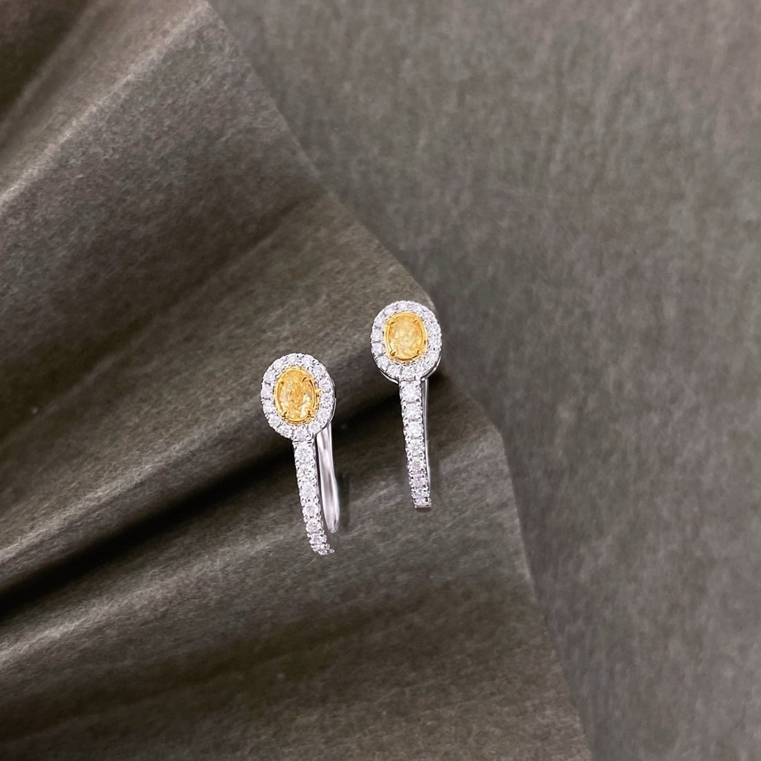 14k Gold 0.42 Ctw Natural Yellow Diamond & Diamond Earrings - 3
