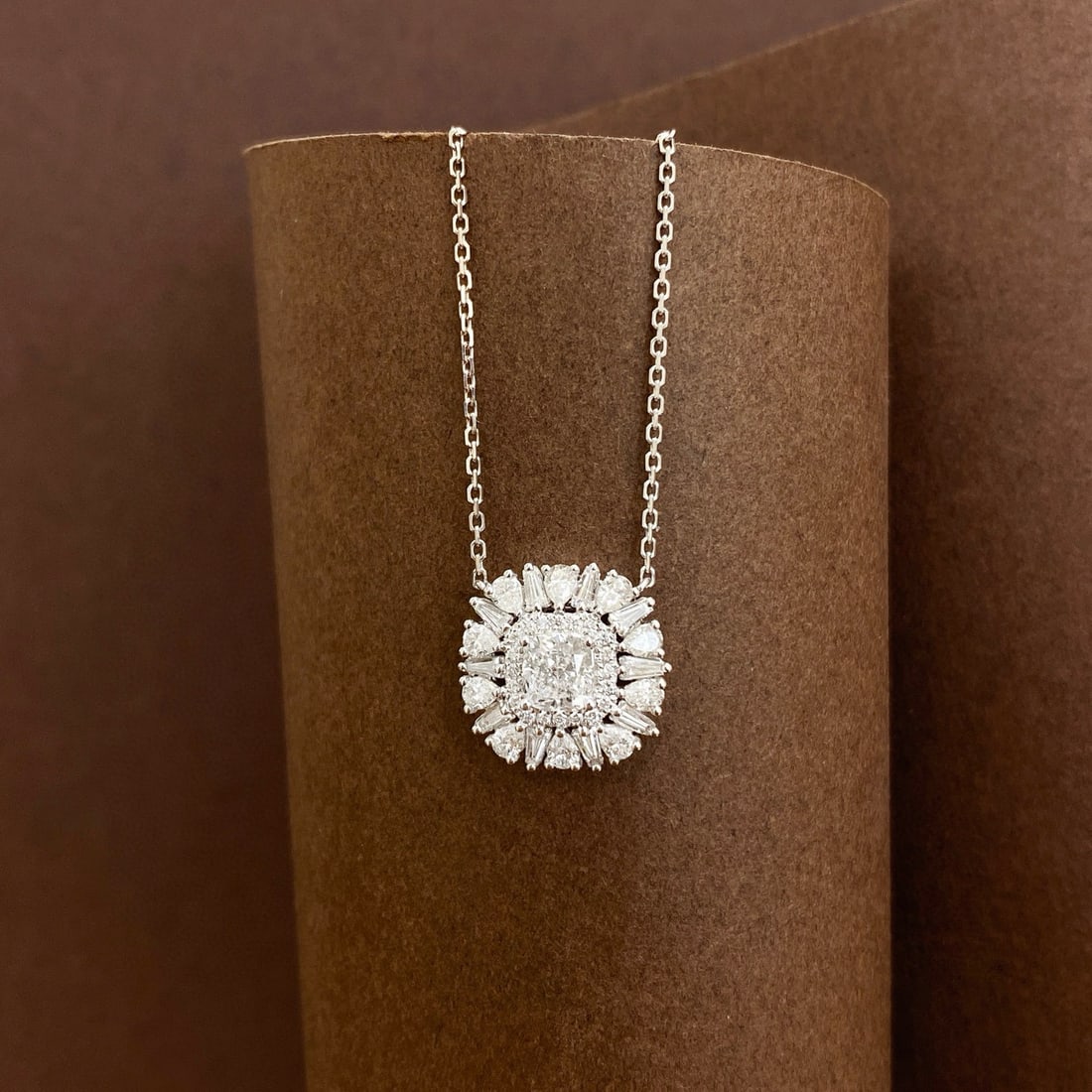 Gia Certified 14k Gold 1.19 Ctw Natural F Vvs2 Cushion Diamond Necklace: Ref:231000018 // gold content:14k gold // main gemstone:diamond // certified:gia // shape:cushion // carat weight:0. 5ct // clarity grade:vvs2 // color:f // treatment:natural // // adjacent gemstone