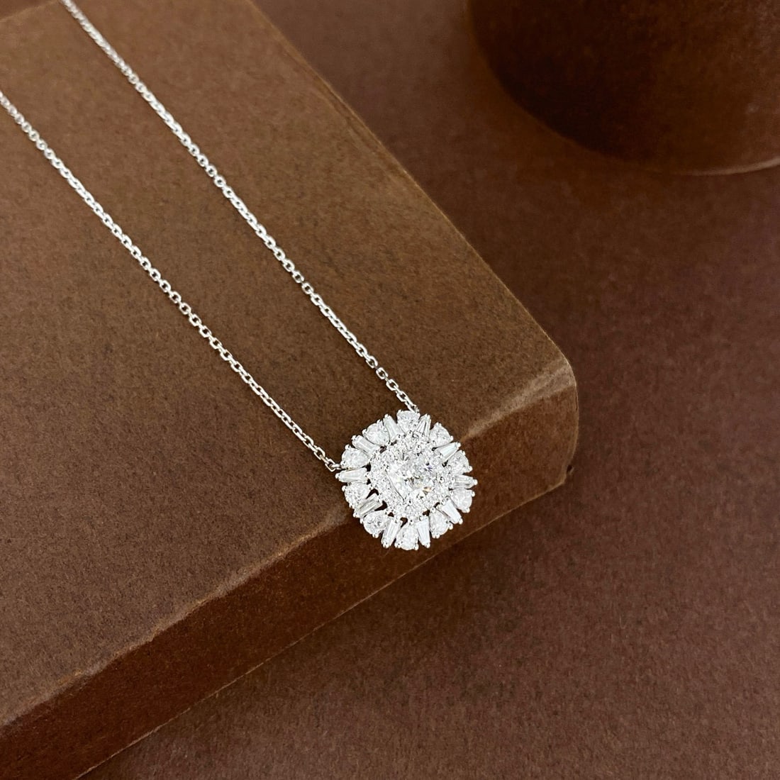 Gia Certified 14k Gold 1.19 Ctw Natural F Vvs2 Cushion Diamond Necklace - 3
