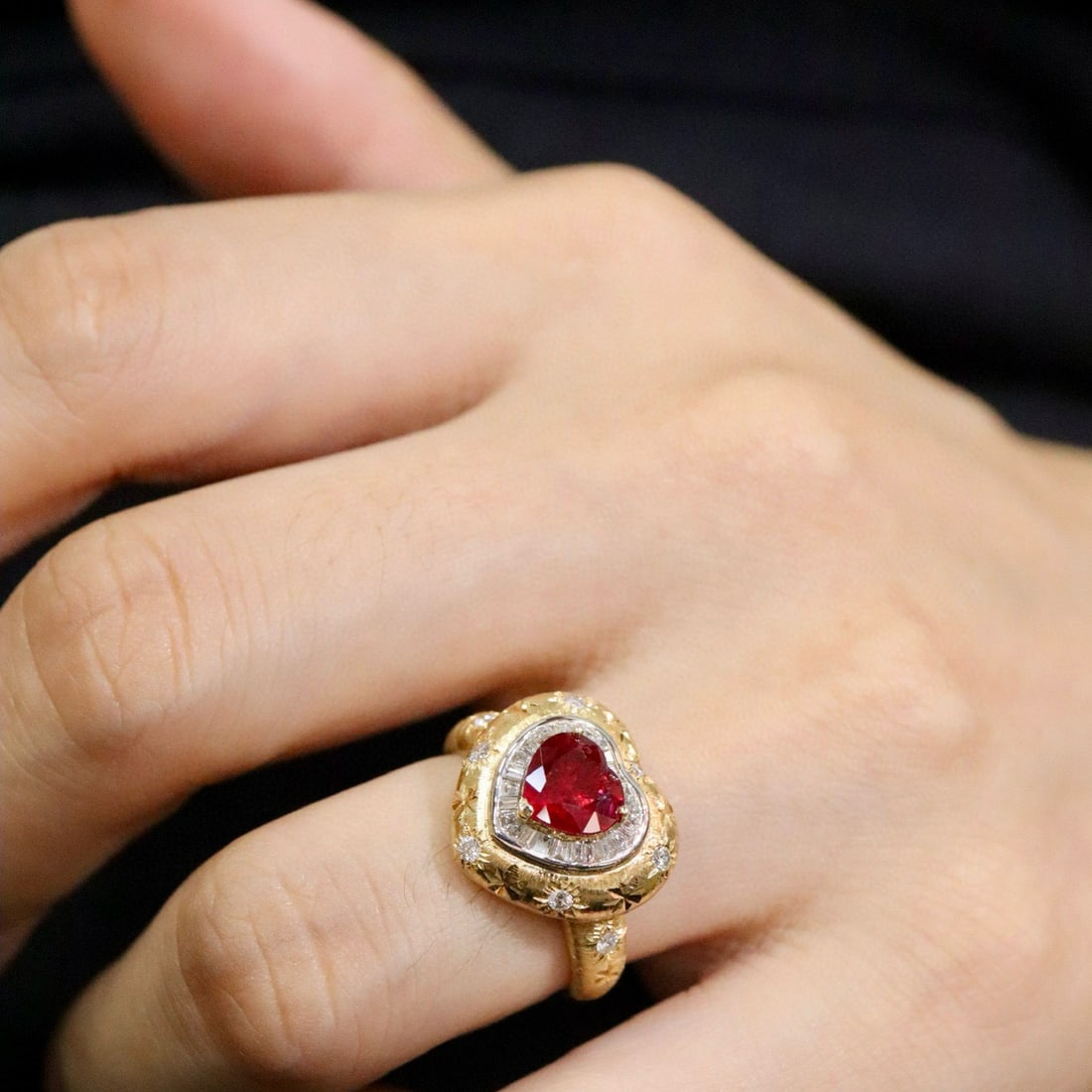 14k Gold 1.41 Ctw Natural Ruby & Diamond Ring - 2