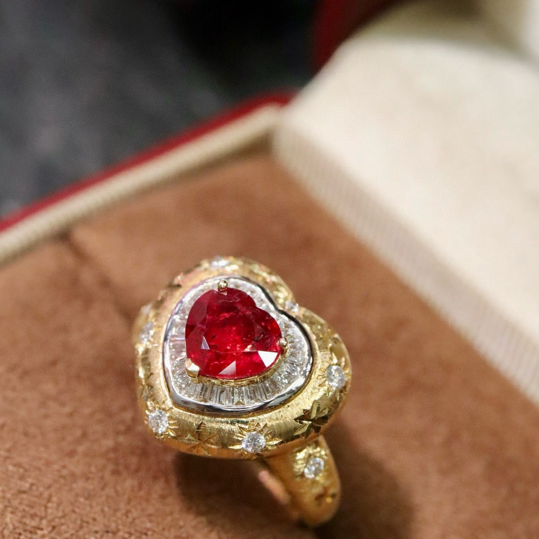 14k Gold 1.41 Ctw Natural Ruby & Diamond Ring - 3