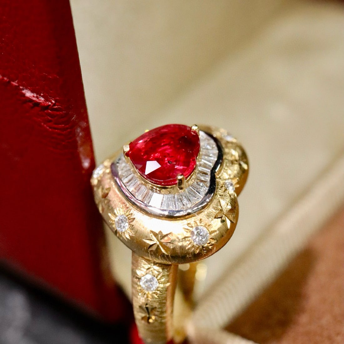 14k Gold 1.41 Ctw Natural Ruby & Diamond Ring - 5