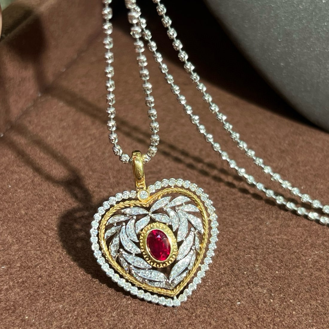 14k Gold 1.16 Ctw Natural Ruby & Diamond Pendant( Without Chain ): Ref:231000028 // gold content:14k gold // main gemstone:ruby // shape:oval // carat weight:0. 65ct // color:pigeonblood red // treatment:natural // // adjacent gemstone 2 : diamond // shape:round //