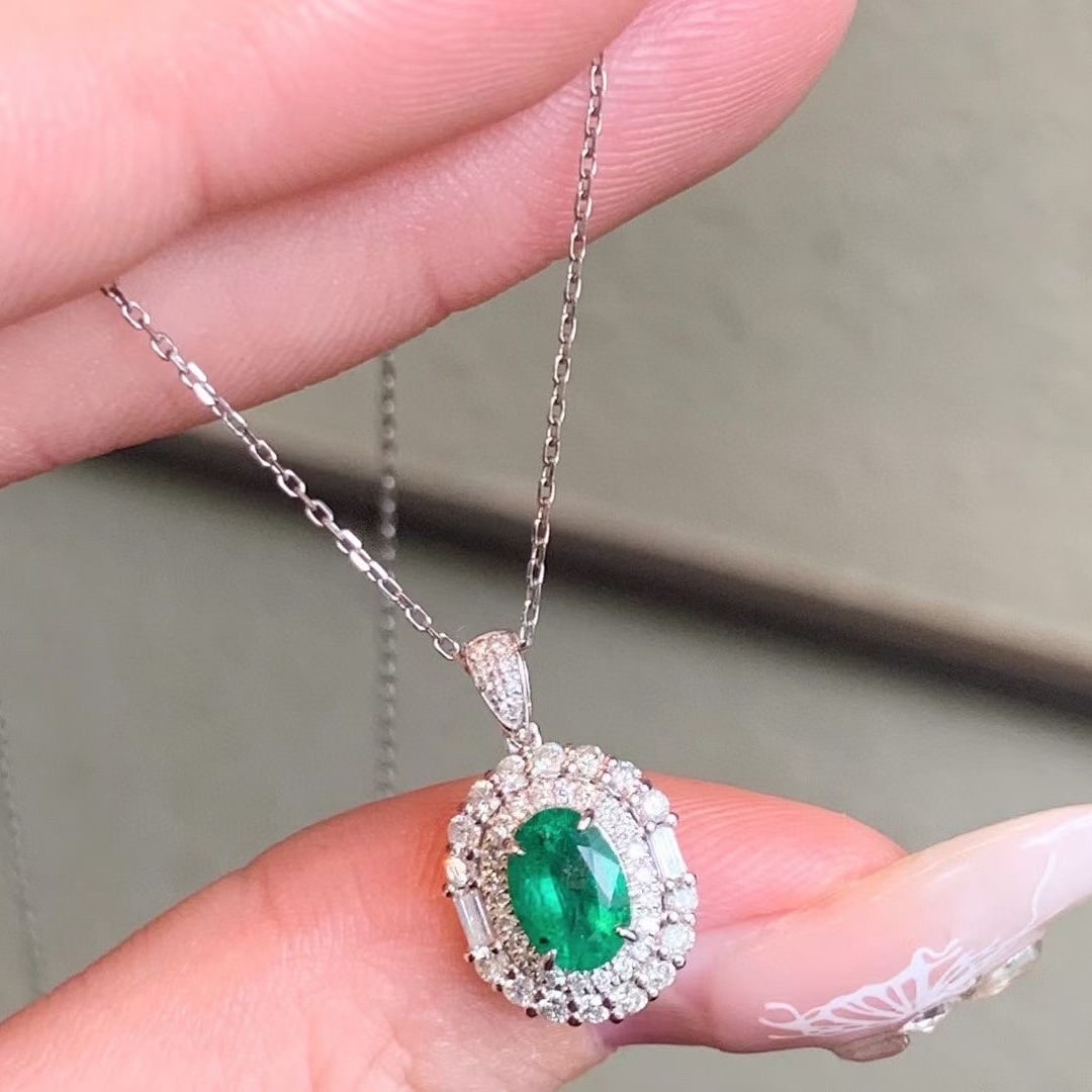 14k Gold 1.16 Ctw Vivid Green Natural Emerald & Diamond Pendant( Without Chain ) - 2