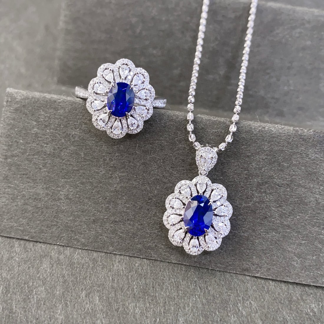 14k Gold 4.02 Ctw Natural Sapphire & Diamond Jewelry Set: Ref:231000034 // gold content:14k gold // ring size:7. 25us // // ring // main gemstone:sapphire // shape:oval // carat weight:1. 07ct // color:royal blue // treatment:natural // // adjacent gemstone 