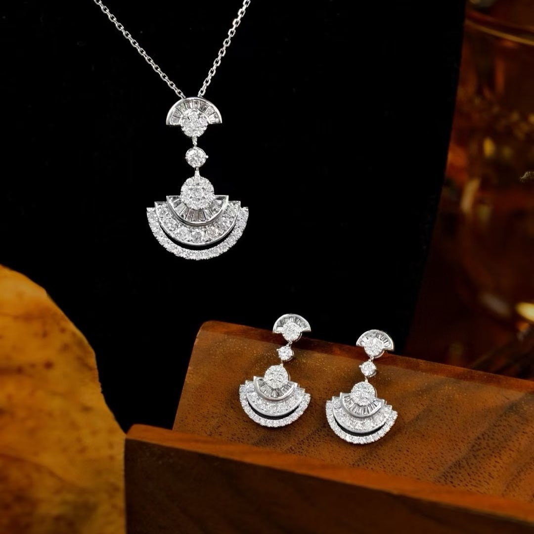 14k Gold 1.76 Ctw Natural H Diamond Jewelry Set: Ref:231000038 // gold content:14k gold // earrings // main gemstone:diamond // shape:multiply // carat weight:0. 86ct // clarity grade:vs-si // color:h // treatment:natural // // pendant(without