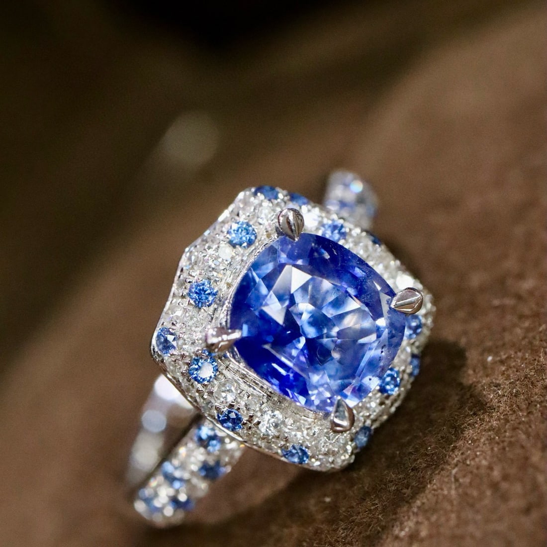 14k Gold 1.79 Ctw Natural Sapphire & Diamond Ring - 4