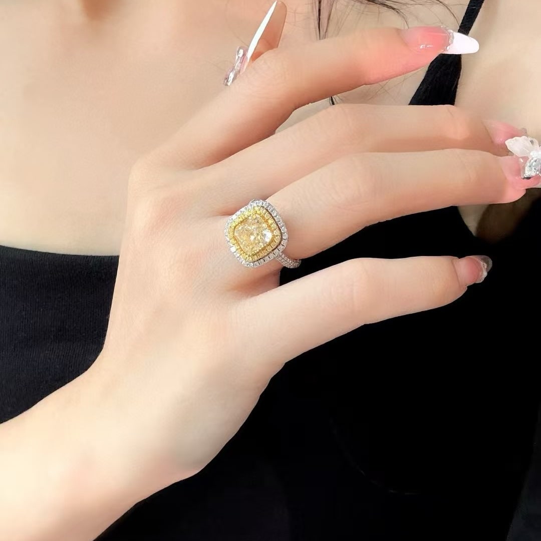 14k Gold 4.65 Ctw Natural Yellow Diamond & Diamond Ring - 6