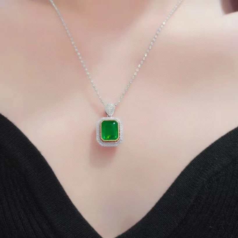 14k Gold 3.88 Ctw Vivid Green Natural Emerald & Diamond Pendant( Without Chain ) - 5