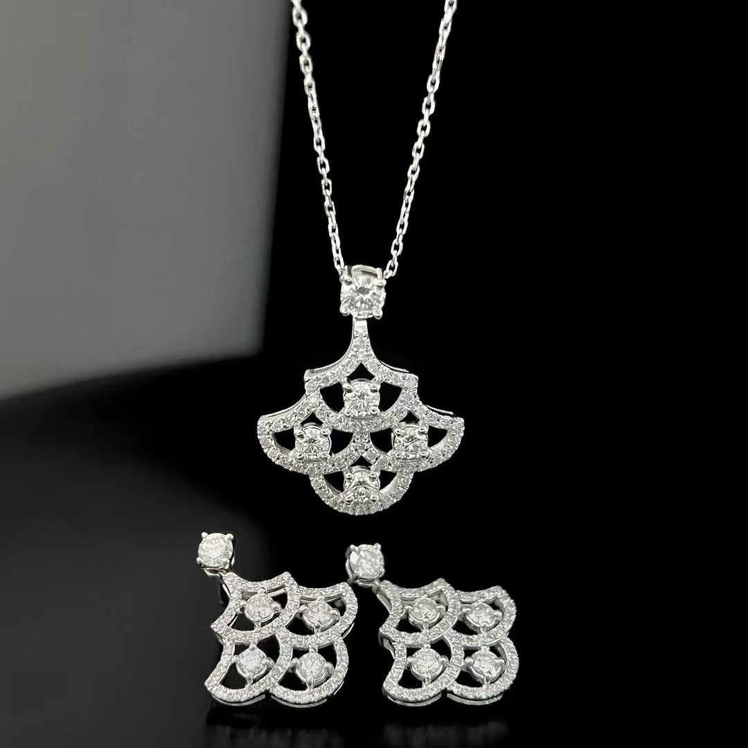 14k Gold 1.81 Ctw Natural H Diamond Jewelry Set: Ref:231000088 // gold content:14k gold // earrings // main gemstone:diamond // shape:round // carat weight:0. 96ct // clarity grade:vs-si // color:h // treatment:natural // cut grade:g // // necklace