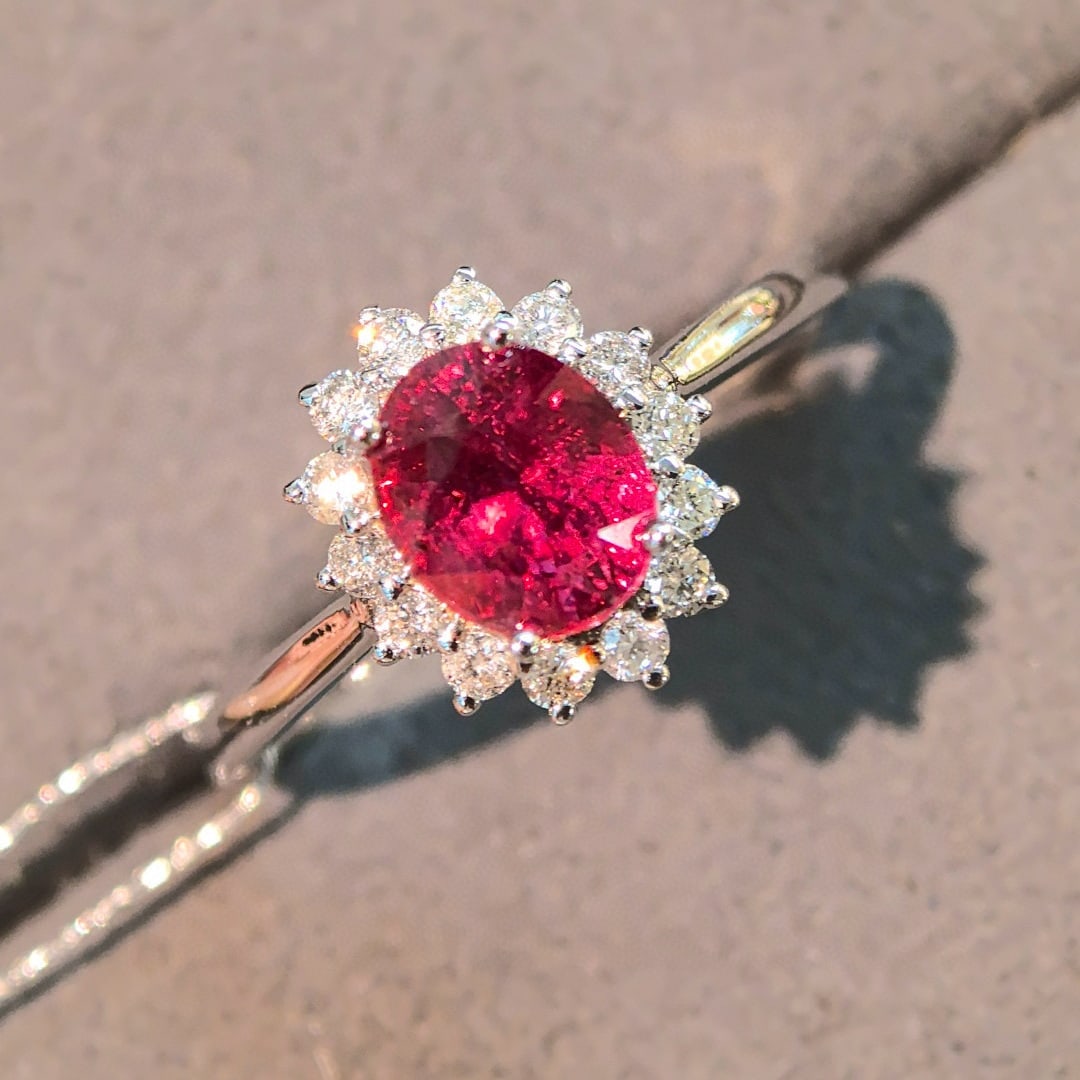 14k Gold 1.94 Ctw Natural Padparadscha Sapphire & Diamond Ring - 3
