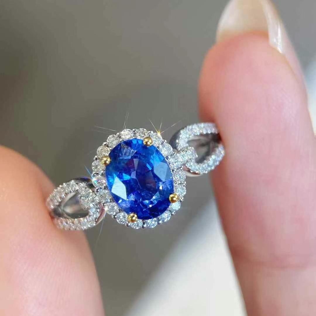 14k Gold 1.87 Ctw Natural Sapphire & Diamond Ring: Ref:231000117 // gold content:14k gold // ring size:7. 25us // // main gemstone:sapphire // shape:oval // carat weight:1. 6ct // color:royal blue // treatment:natural // // adjacent gemstone 2 : diamo