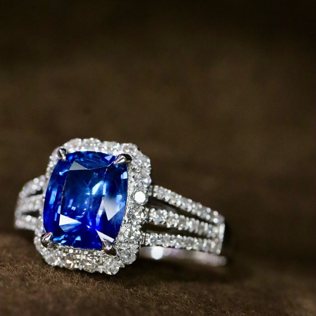 14k Gold 1.79 Ctw Natural Sapphire & Diamond Ring - 5