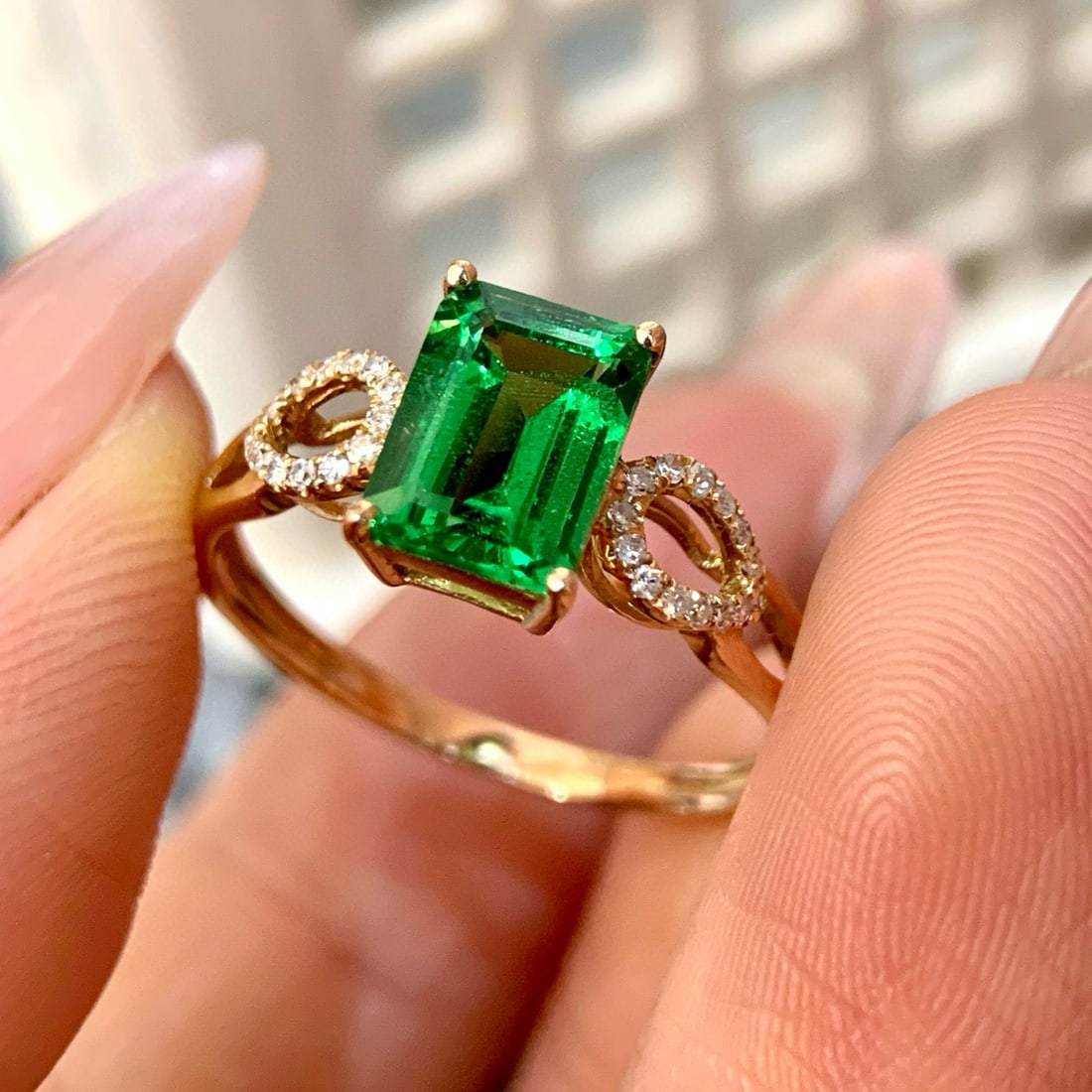 14k Gold 1.59 Ctw Vivid Green Natural Tsavorite & Diamond Ring - 2